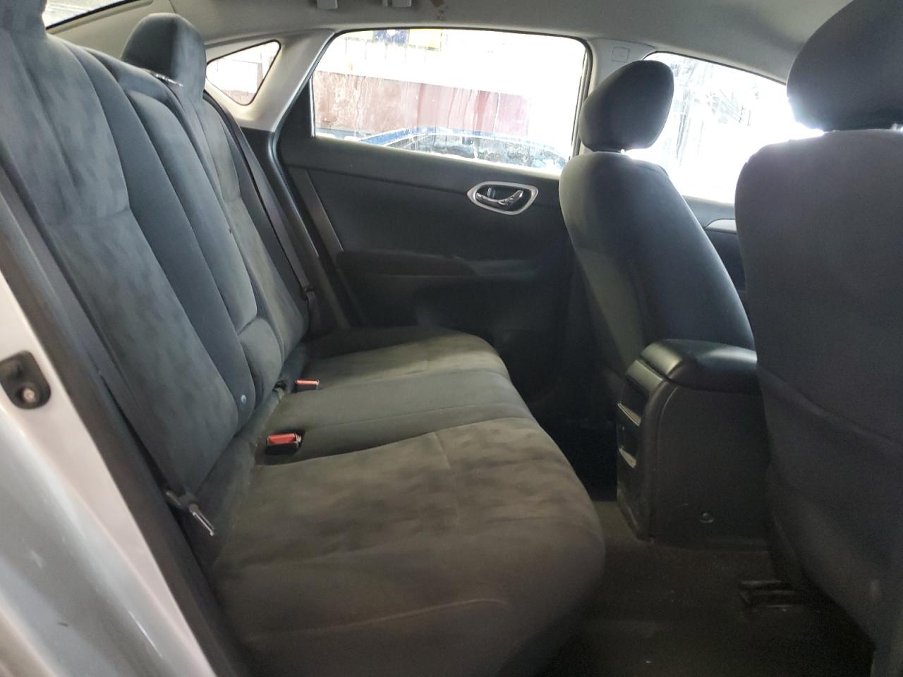 2013 Nissan Sentra - Image 10
