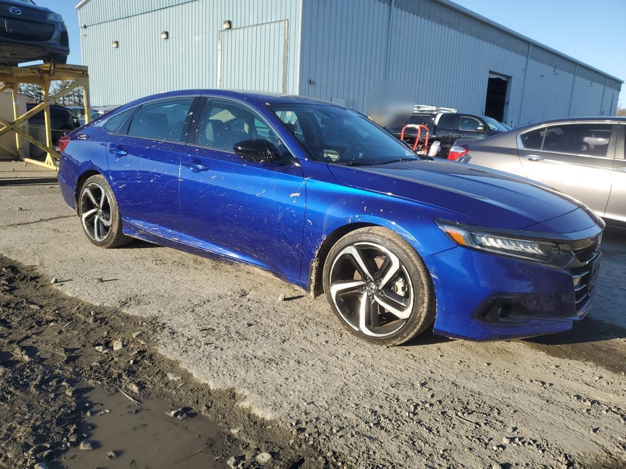 2022 Honda Accord - Image 4