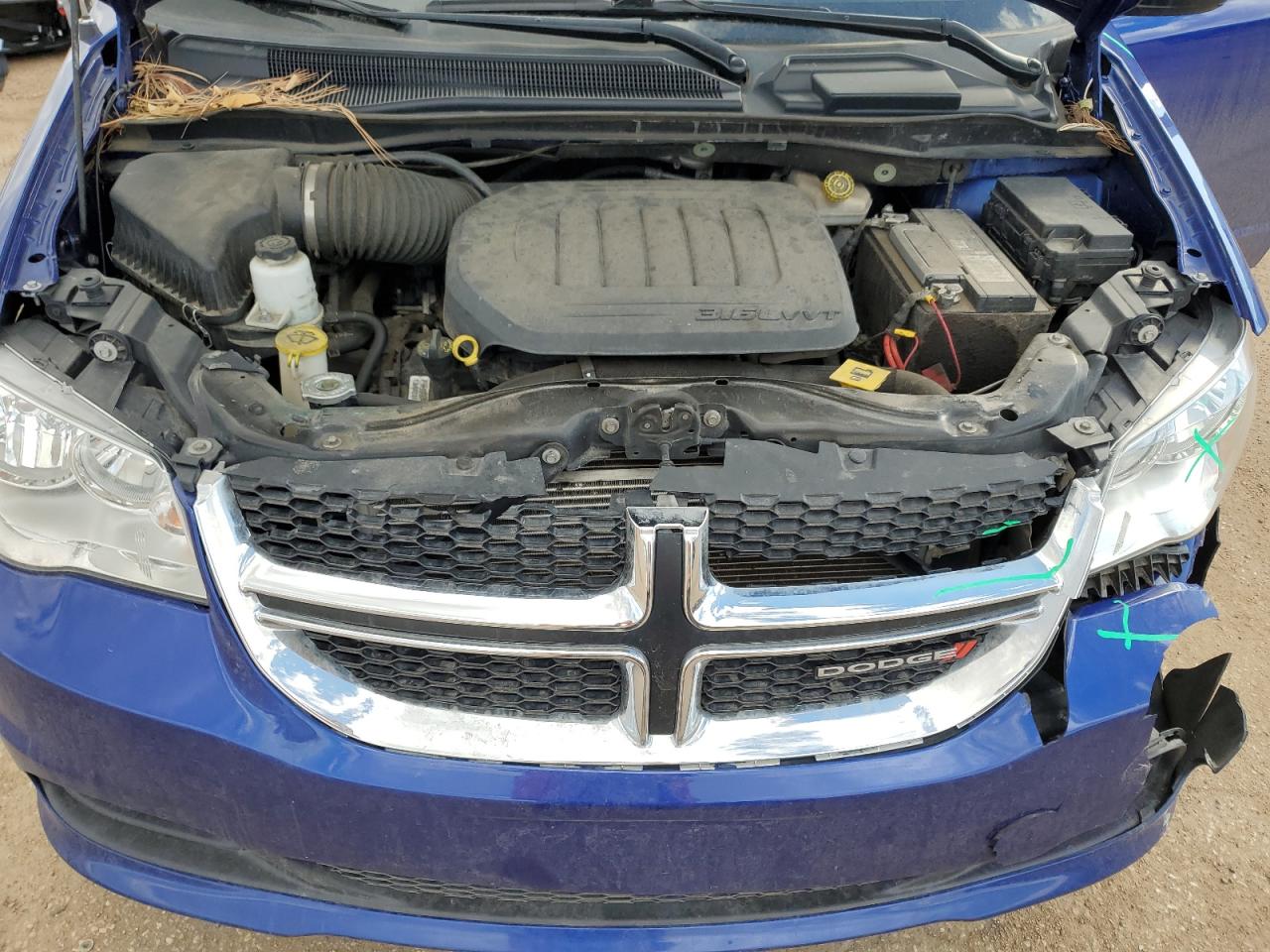 2019 Dodge Caravan - Image 12