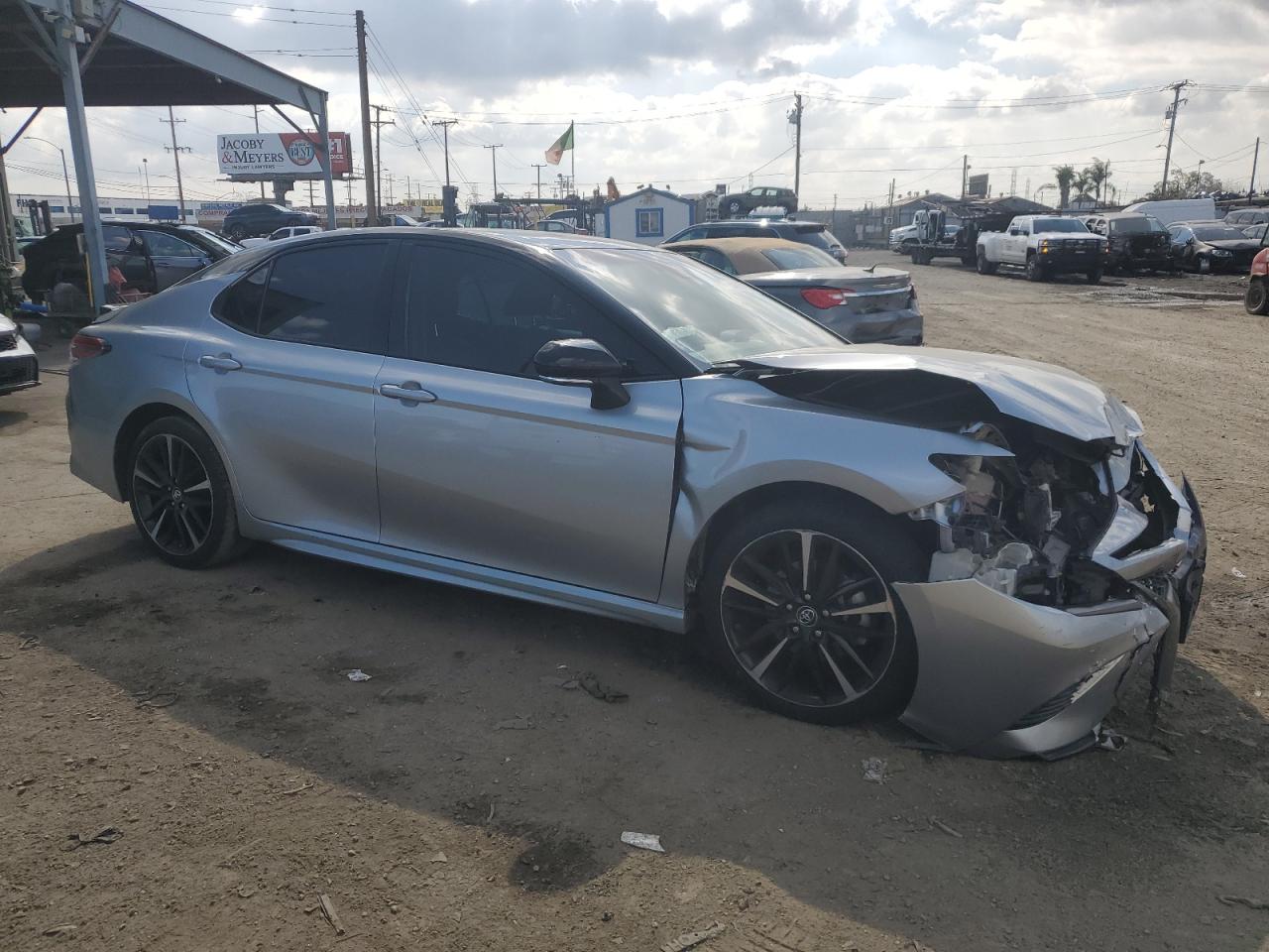 2018 Toyota Camry - Image 4