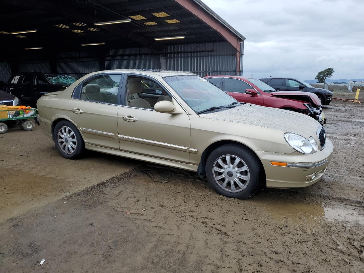2004 Hyundai Sonata - Image 4