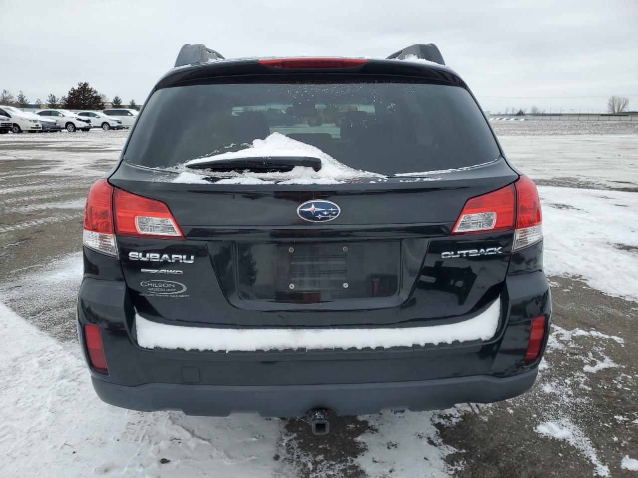 2010 Subaru Outback - Image 6
