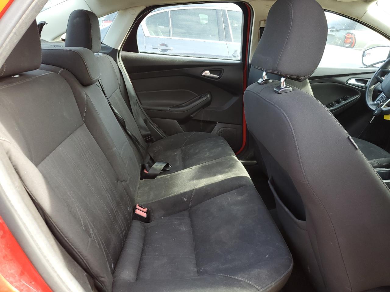 2016 Ford Focus - Image 10
