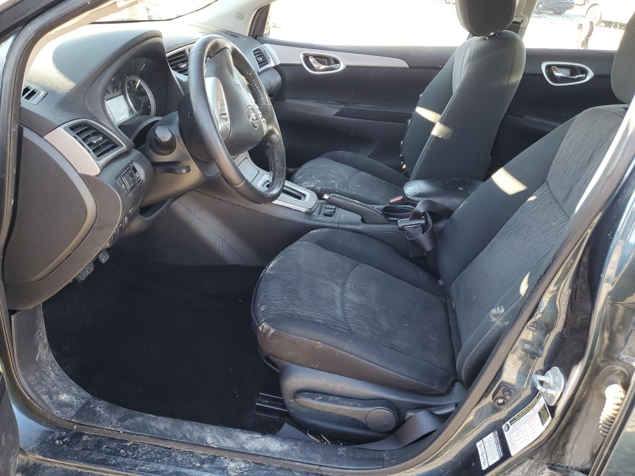 2015 Nissan Sentra - Image 7