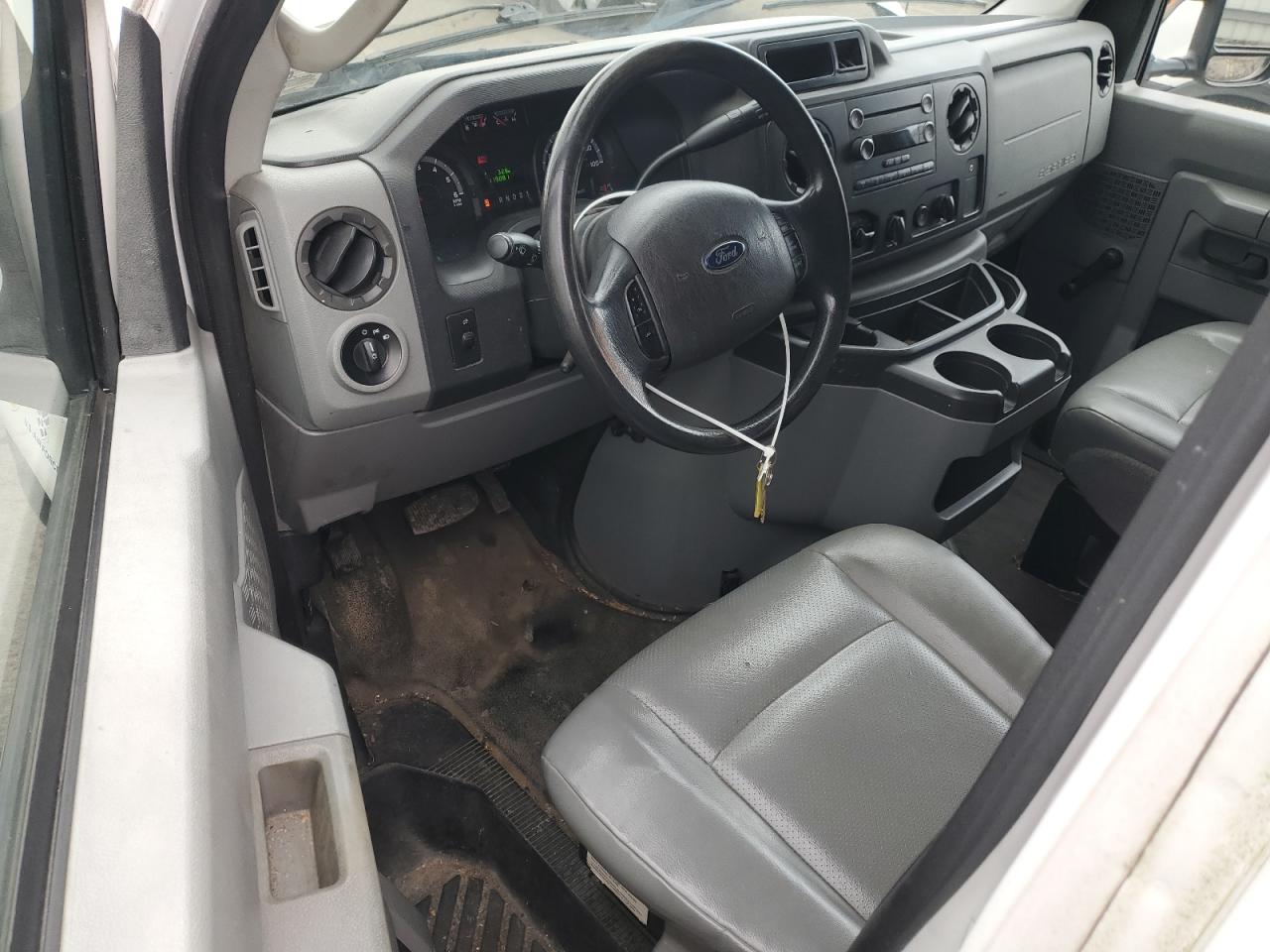 2014 Ford Econoline - Image 8