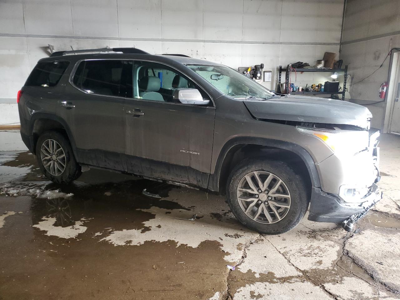 2019 GMC Acadia - Image 4