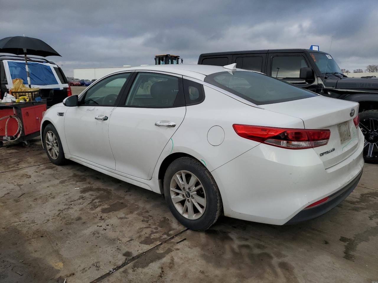 2016 Kia Optima - Image 2