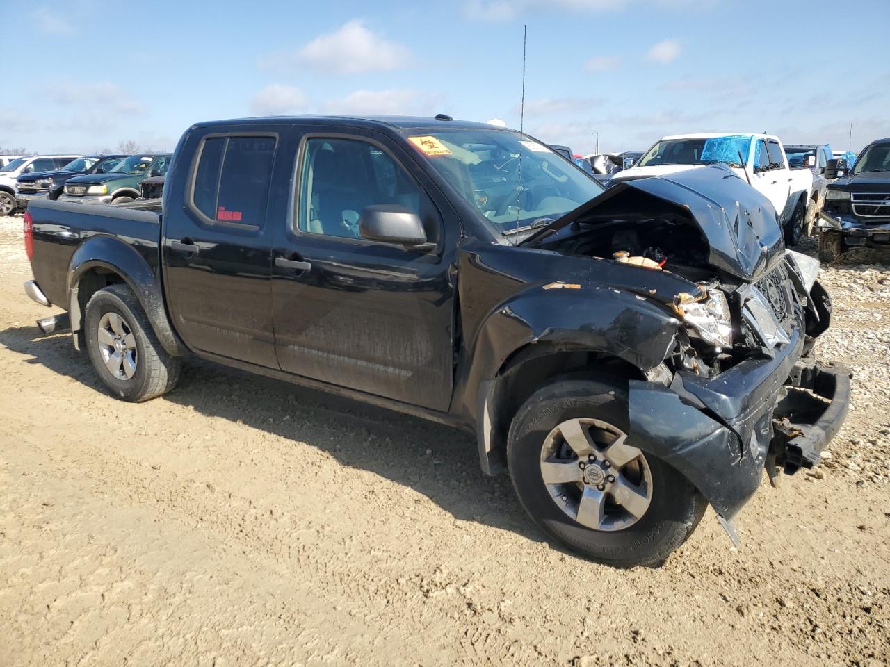 2012 Nissan Navara (Frontier) - Image 4