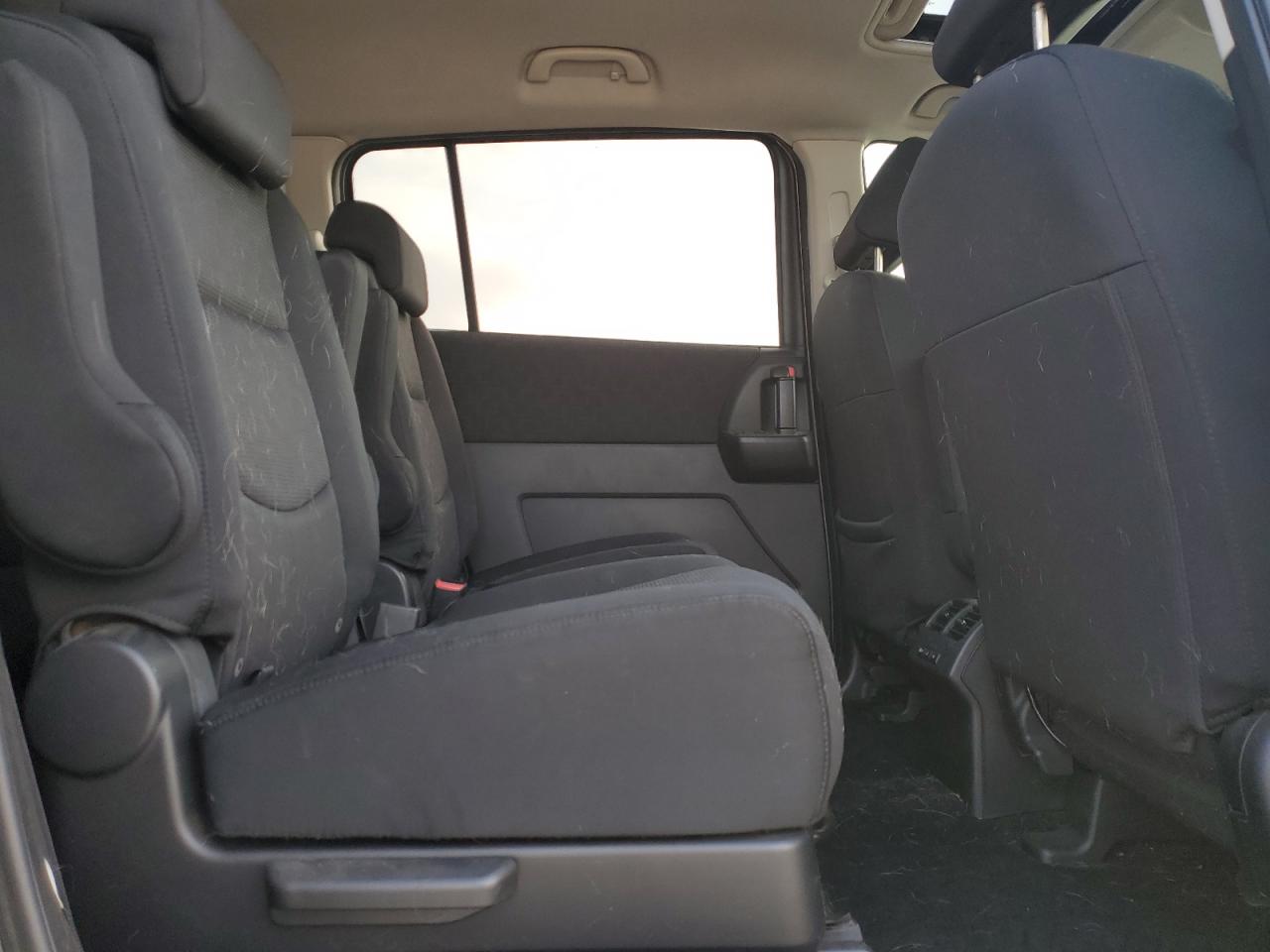 2009 Mazda 5 - Image 11