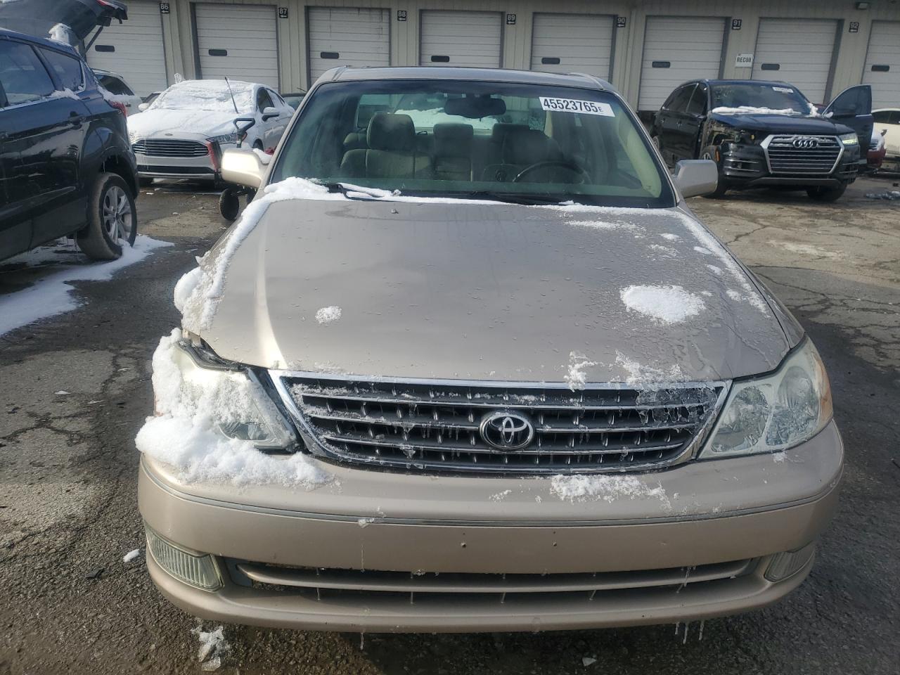 2003 Toyota Avalon - Image 5
