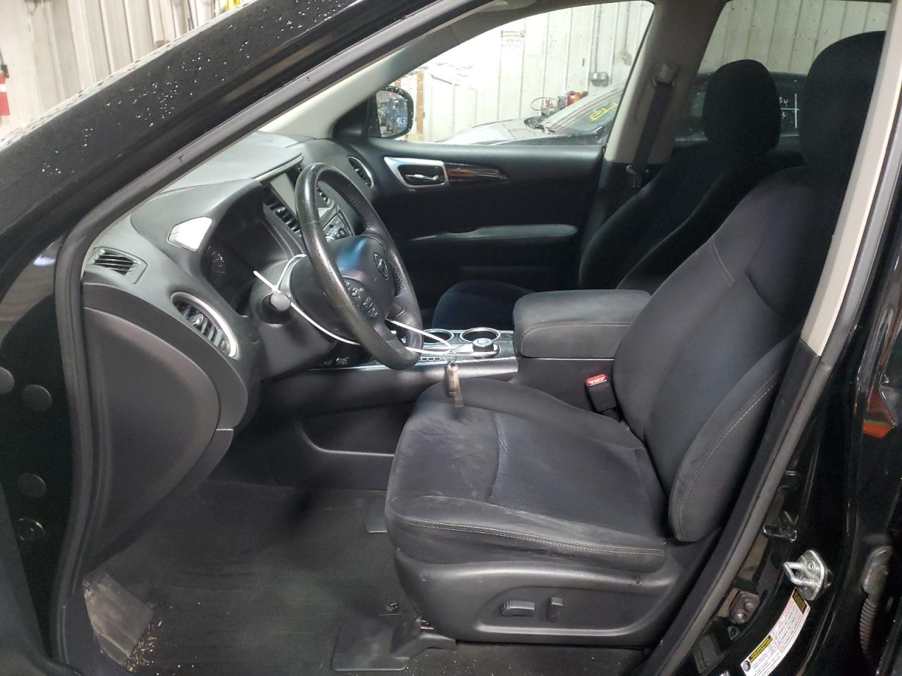 2013 Nissan Pathfinder - Image 7