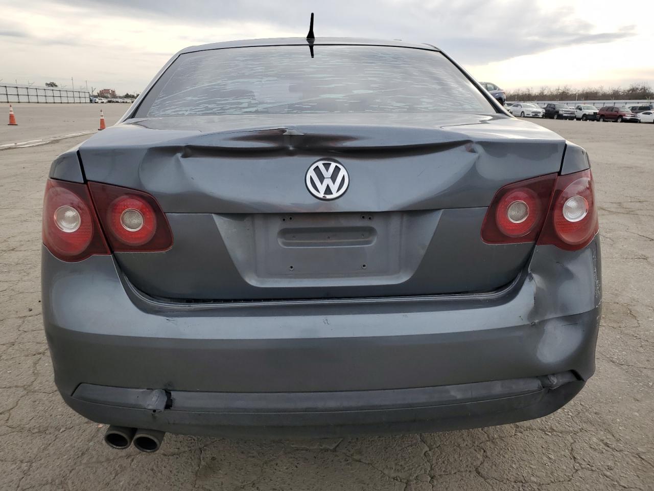 2008 Volkswagen Jetta - Image 6