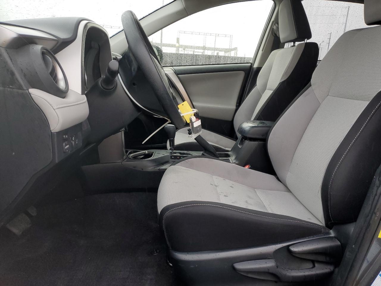 2018 Toyota RAV 4 - Image 7