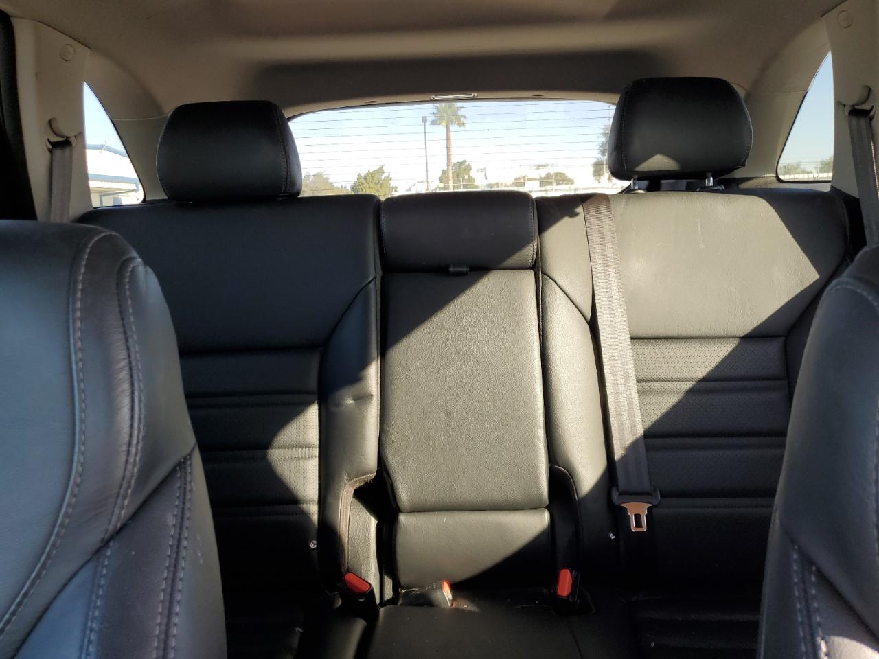 2018 Kia Sorento - Image 10