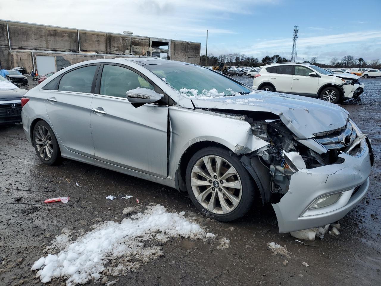 2012 Hyundai Sonata - Image 4