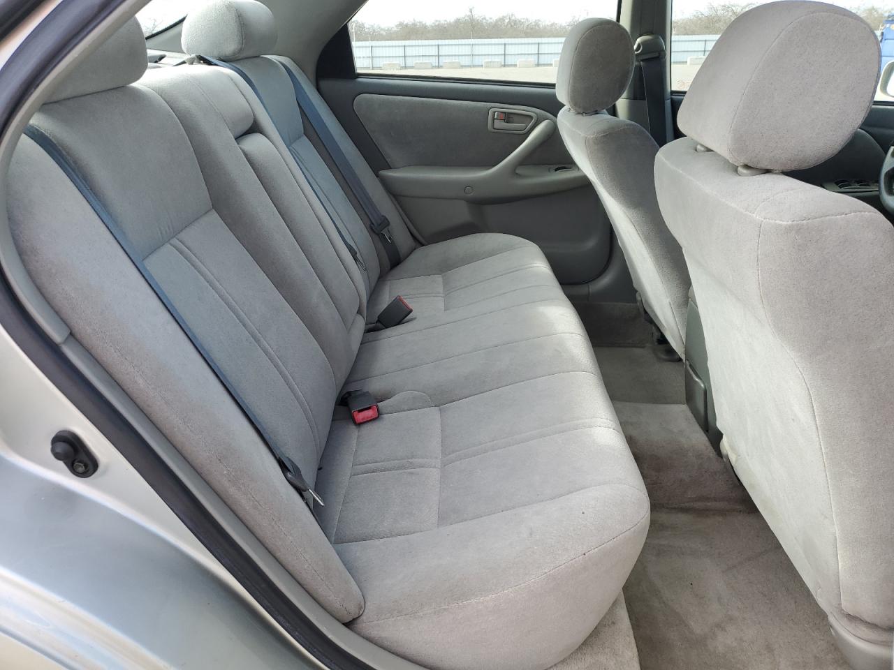 2001 Toyota Camry - Image 10