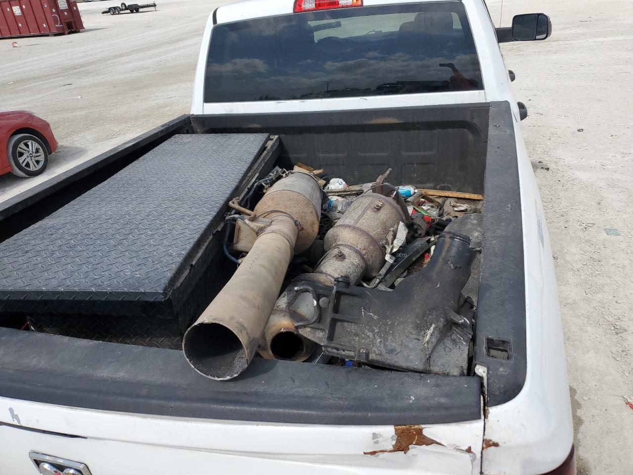 2018 RAM 2500 - Image 12