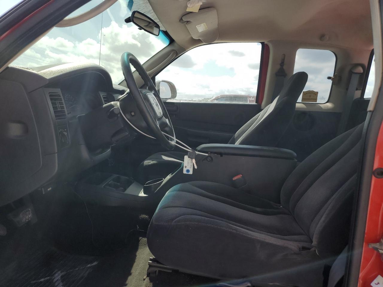2002 Dodge Dakota - Image 7
