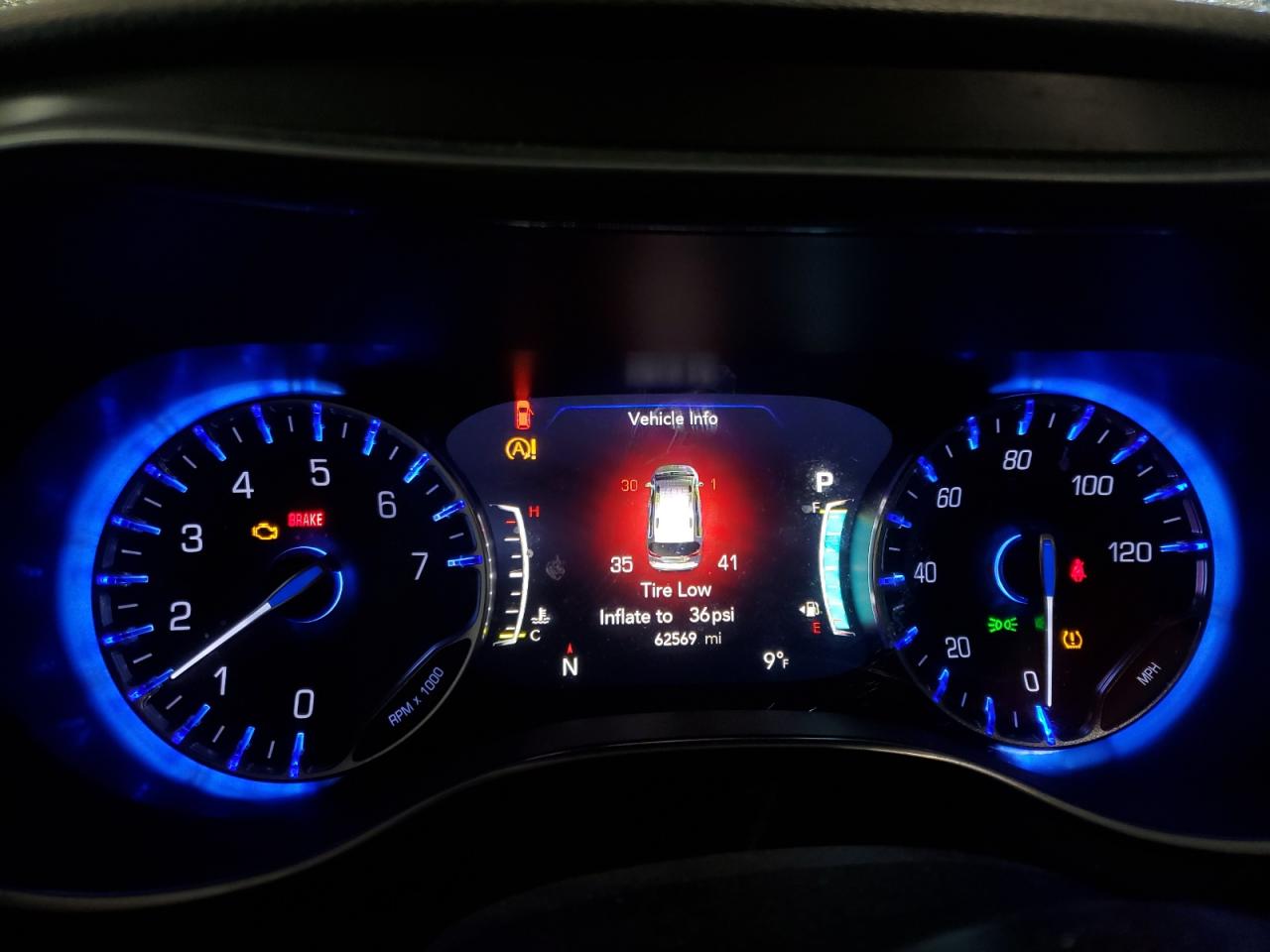 2019 Chrysler Pacifica - Image 9