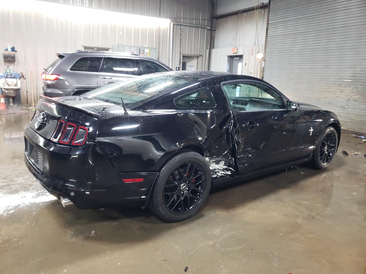 2013 Ford Mustang - Image 3