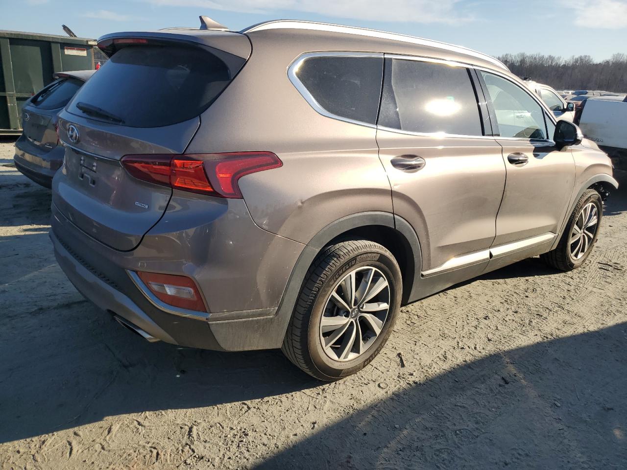 2020 Hyundai Santa Fe - Image 3