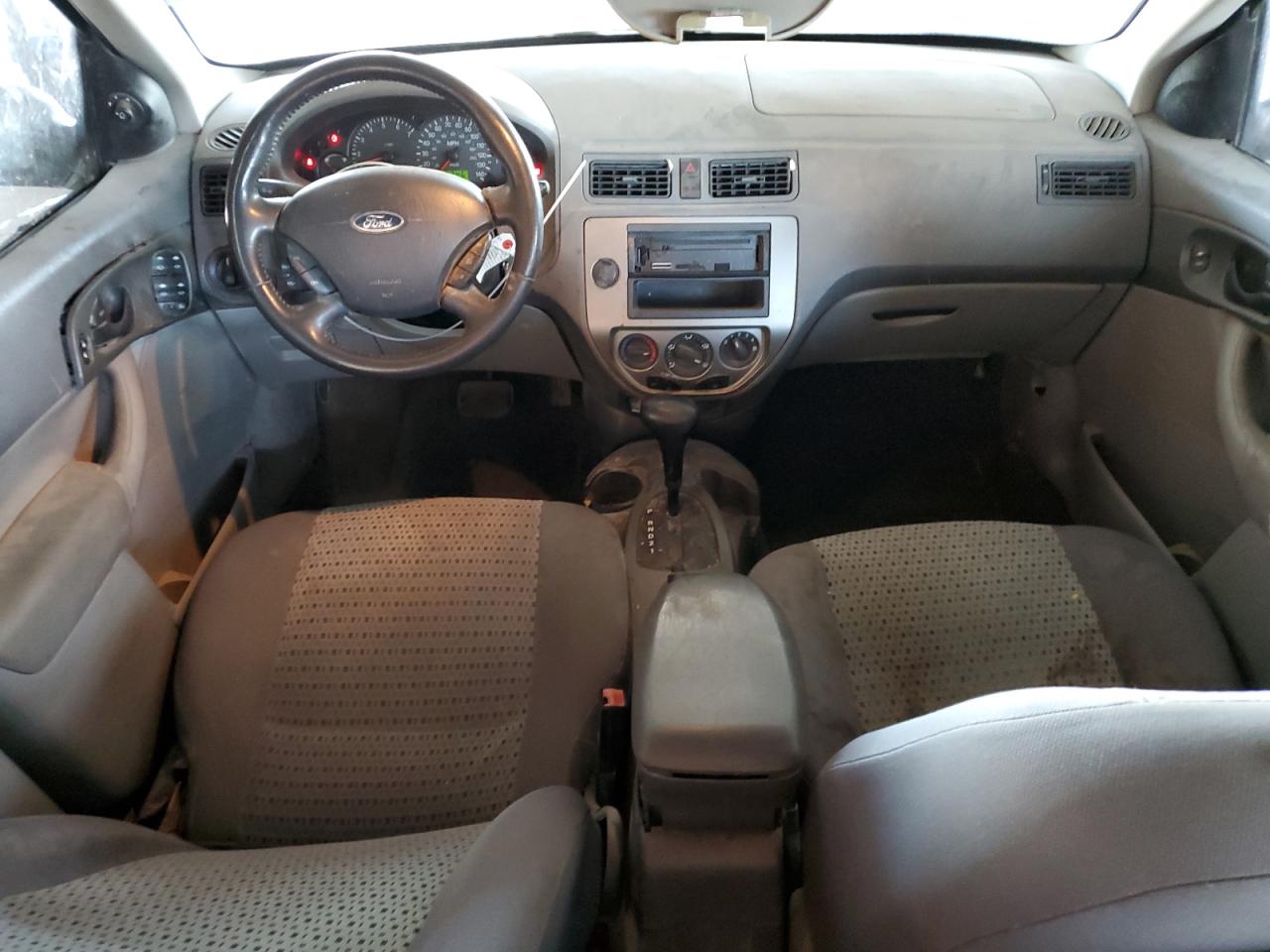 2005 Ford Focus - Image 8