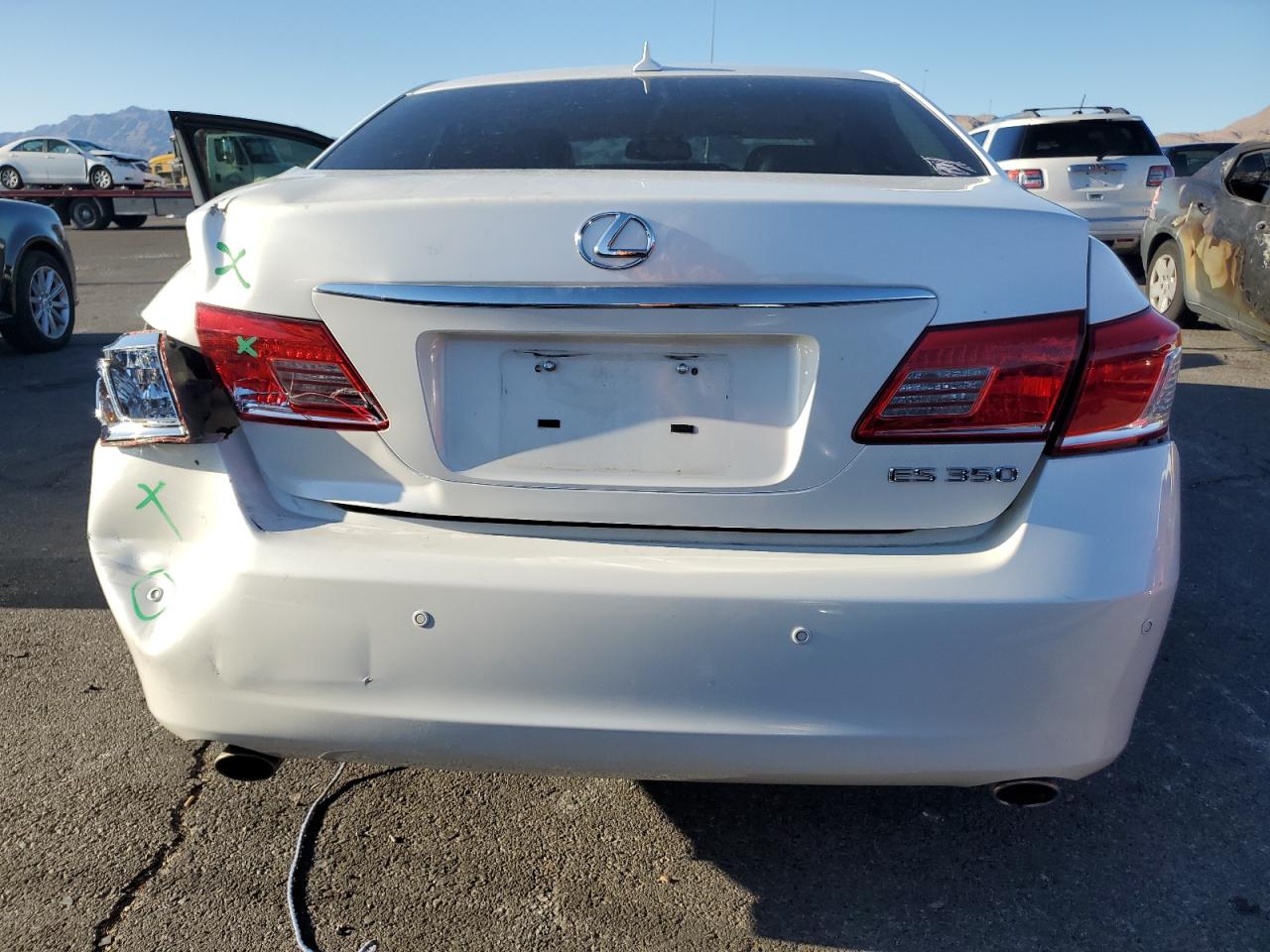 2012 Lexus ES - Image 6