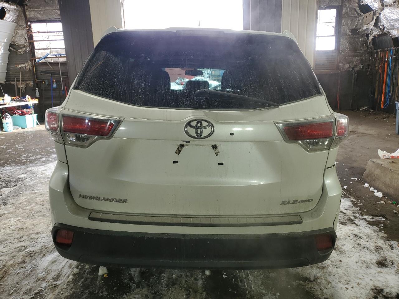 2016 Toyota Highlander - Image 6