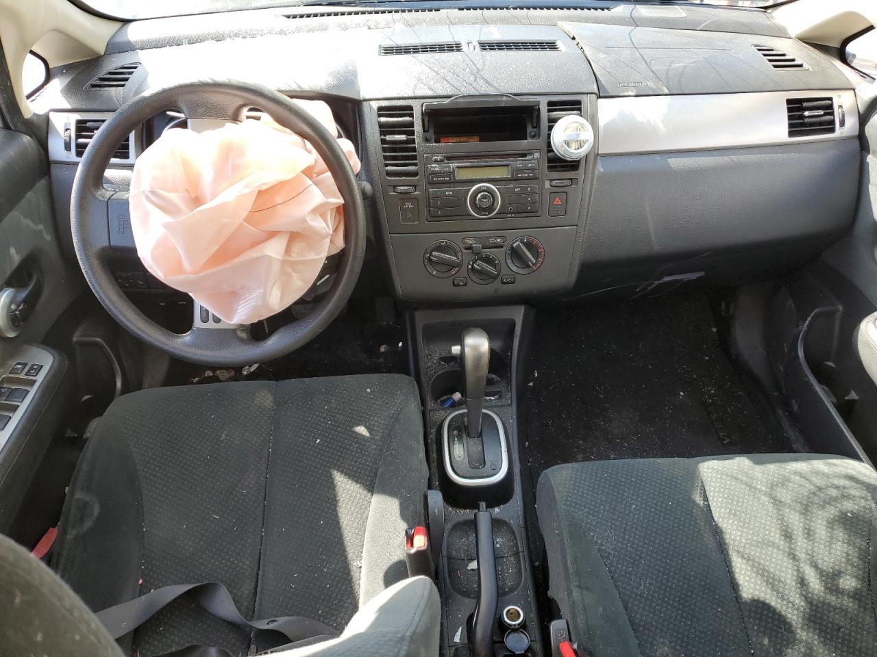 2011 Nissan Versa - Image 8