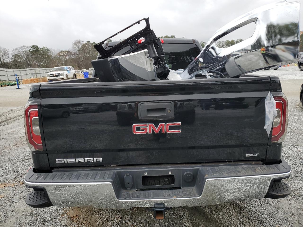 2018 GMC Sierra - Image 6