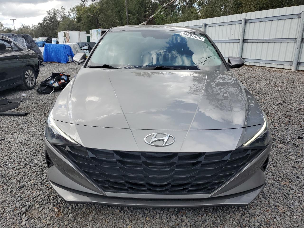 2023 Hyundai Elantra - Image 5
