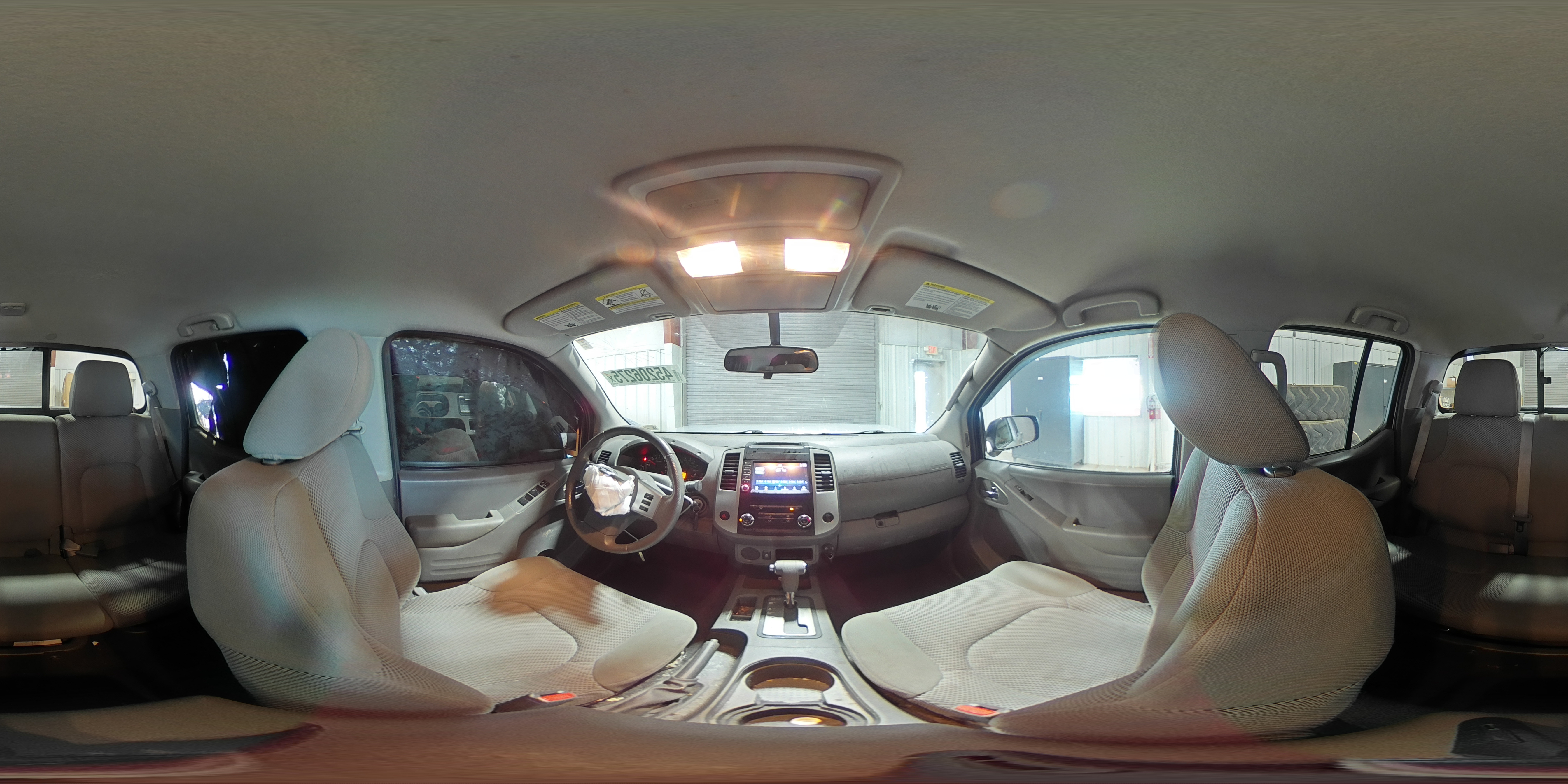 2019 Nissan Navara (Frontier) - Image 13