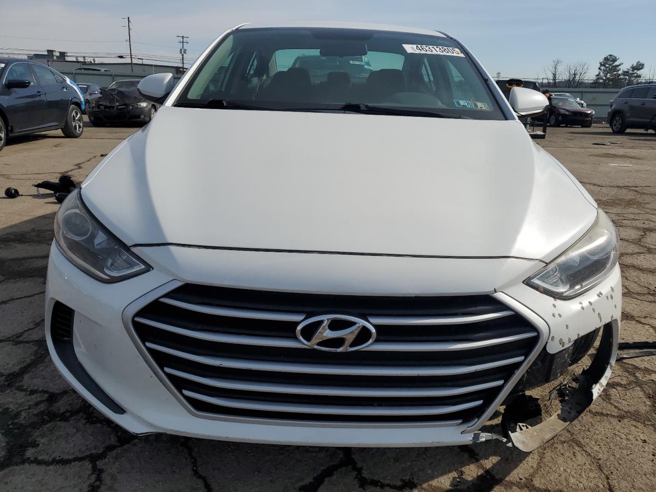 2018 Hyundai Elantra - Image 5