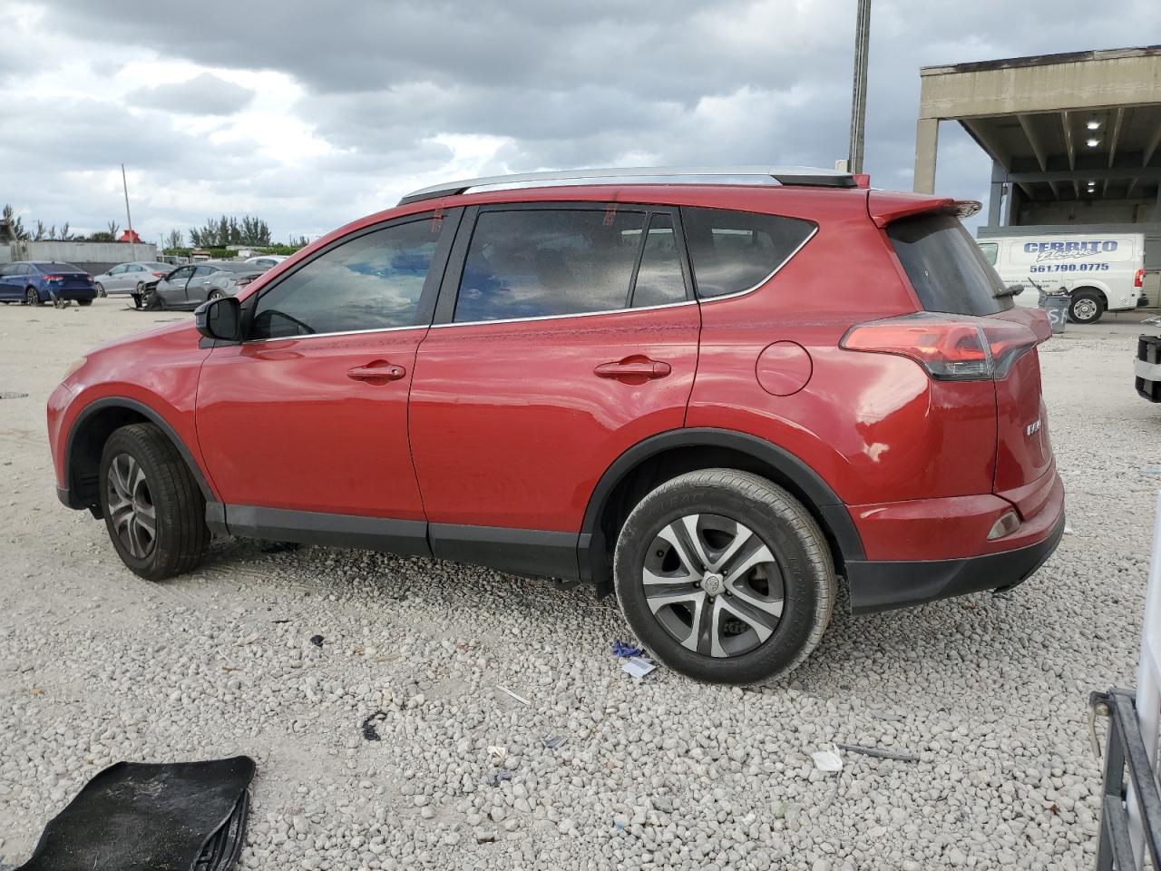 2016 Toyota RAV 4 - Image 2