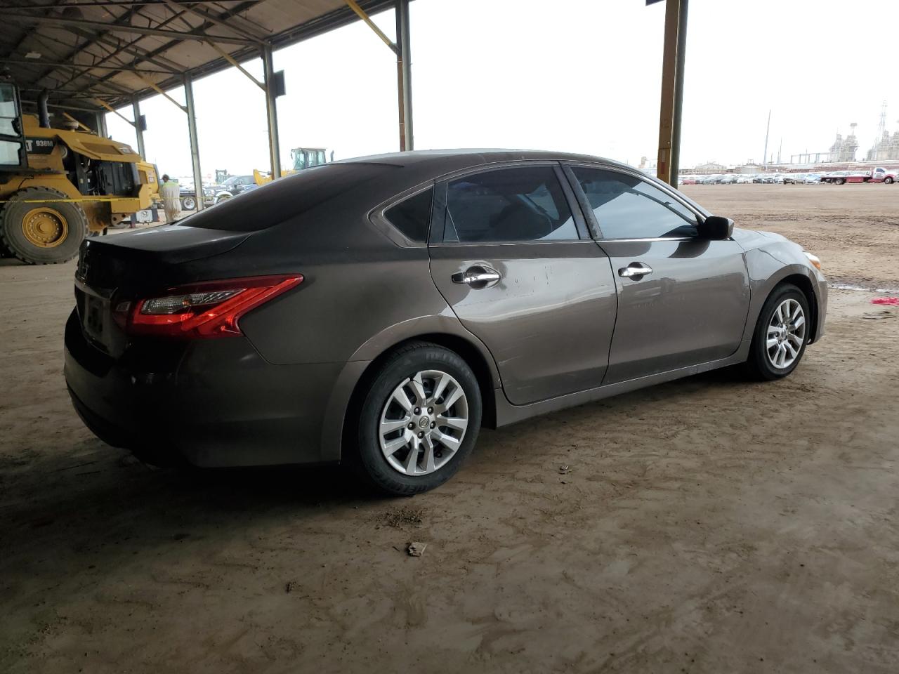 2017 Nissan Altima - Image 3