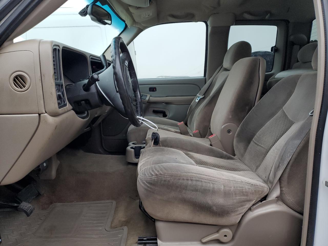 2006 Chevrolet Silverado - Image 7
