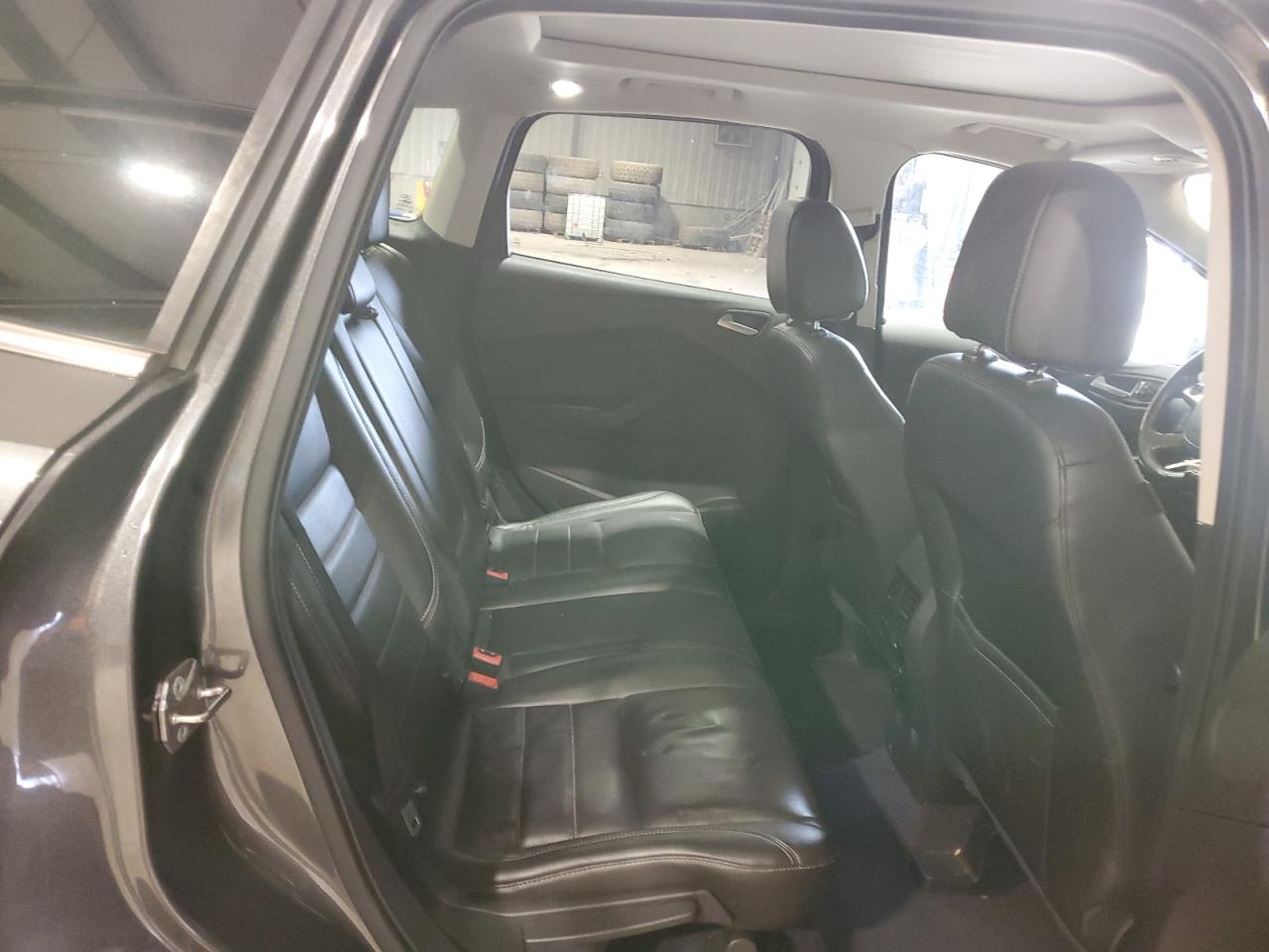 2015 Ford Escape - Image 11