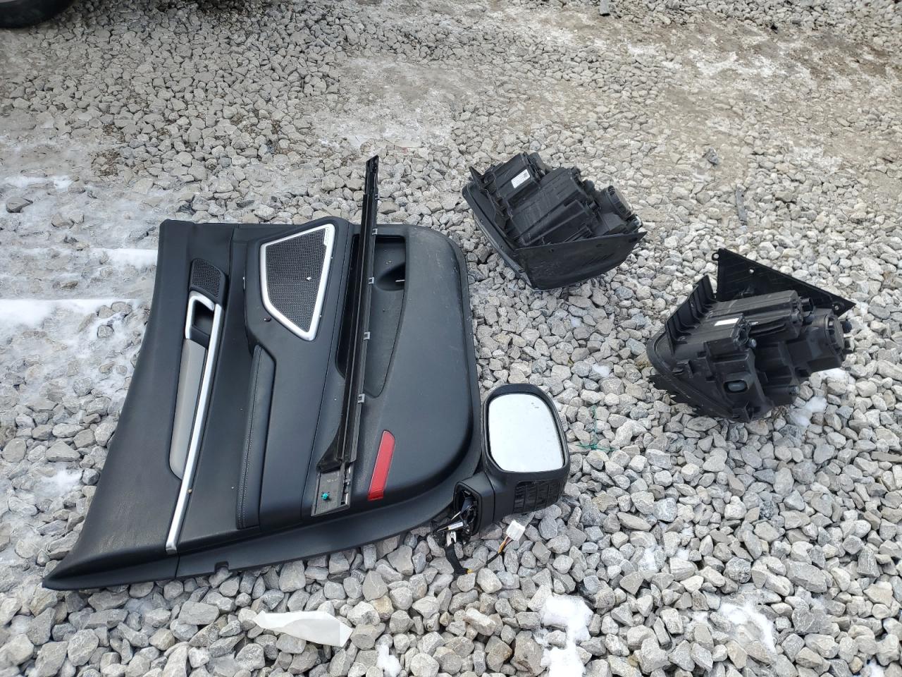 2022 Kia Telluride - Image 13