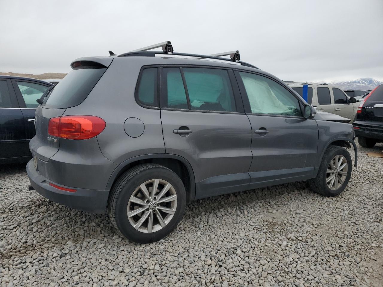 2015 Volkswagen Tiguan - Image 3