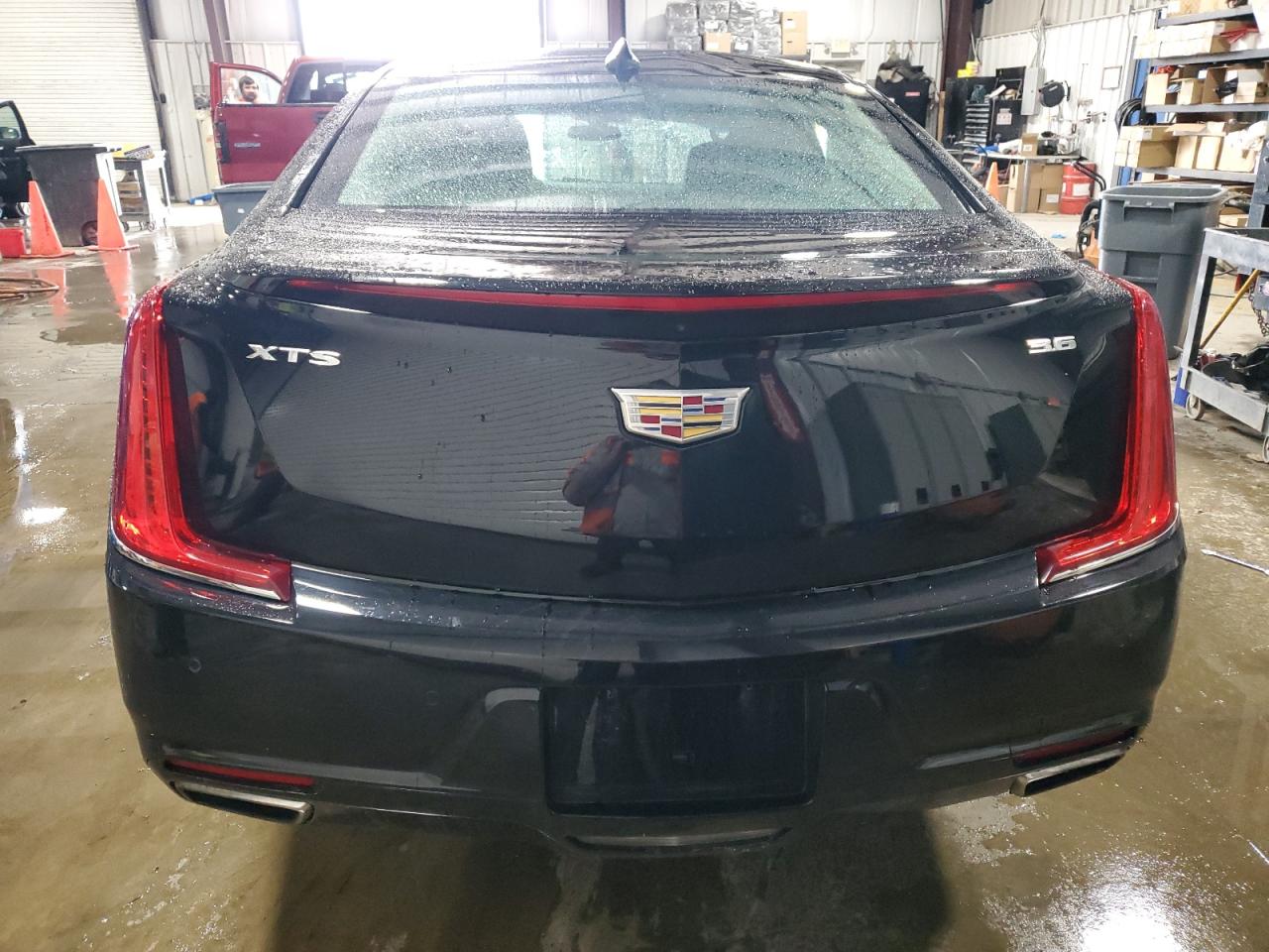 2019 Cadillac XTS - Image 6