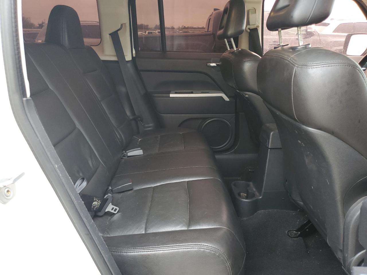 2008 Jeep Liberty (Patriot) - Image 10