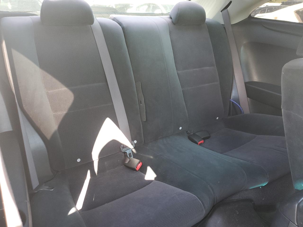 2003 Honda Accord - Image 10