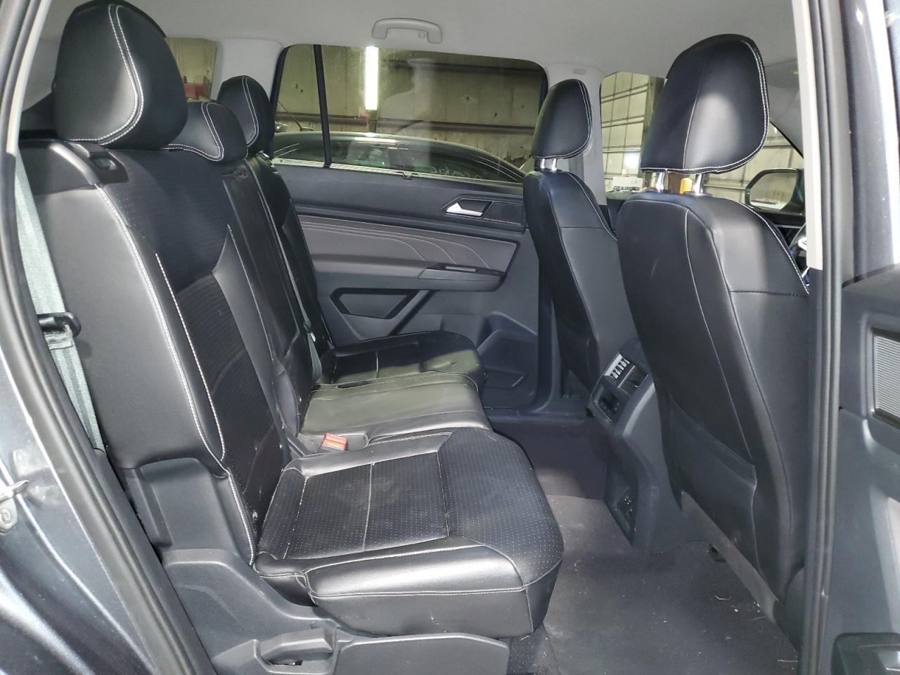 2021 Volkswagen Atlas - Image 11