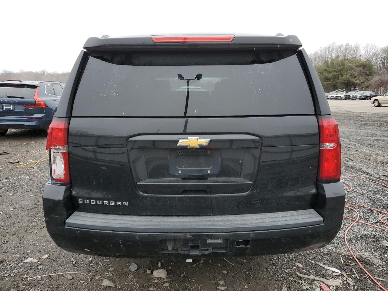 2015 Chevrolet Suburban - Image 6