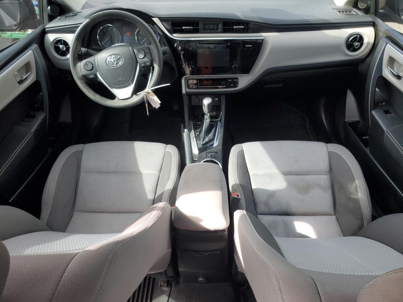 2017 Toyota Corolla - Image 8