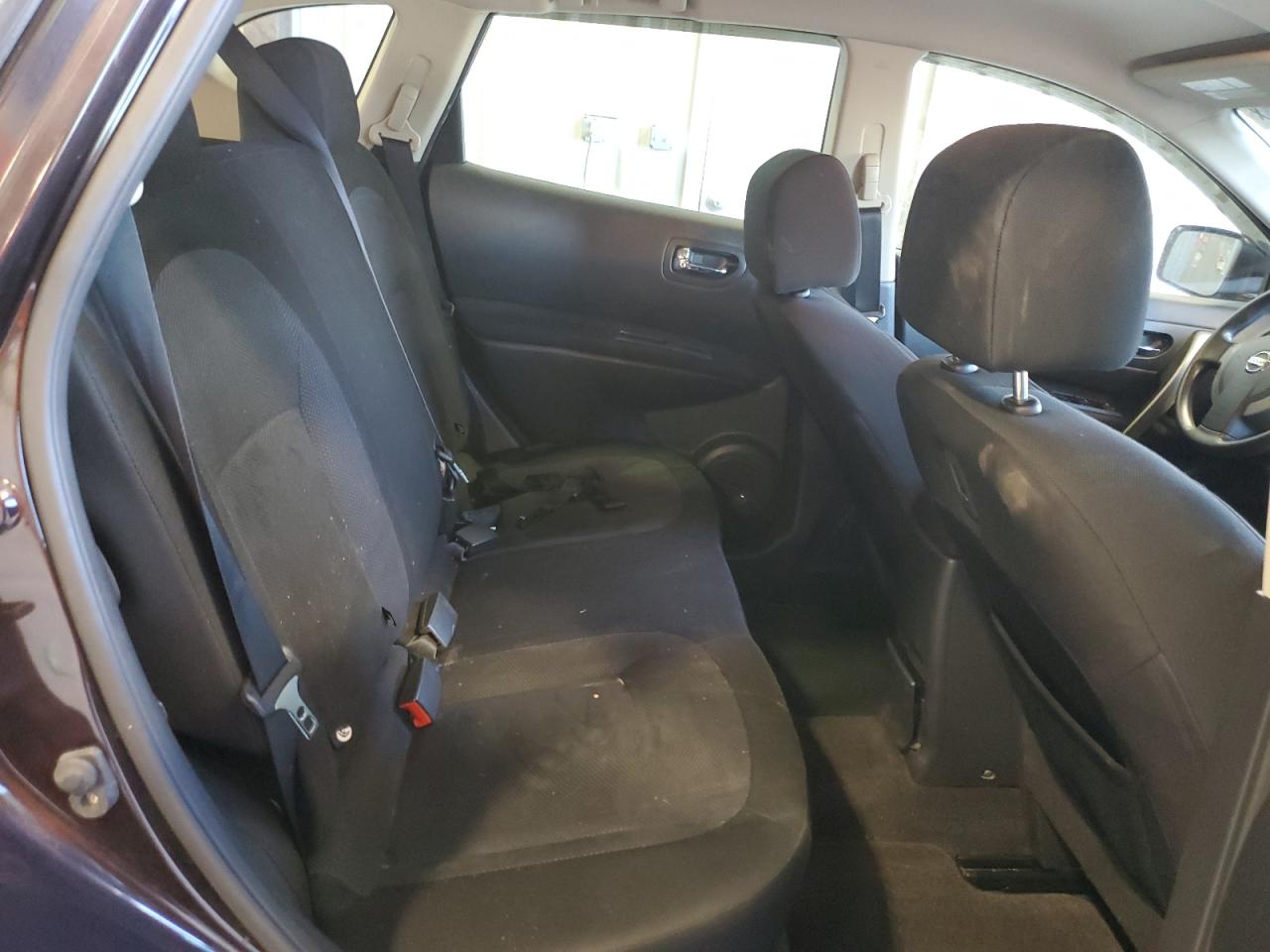 2013 Nissan Rogue - Image 11