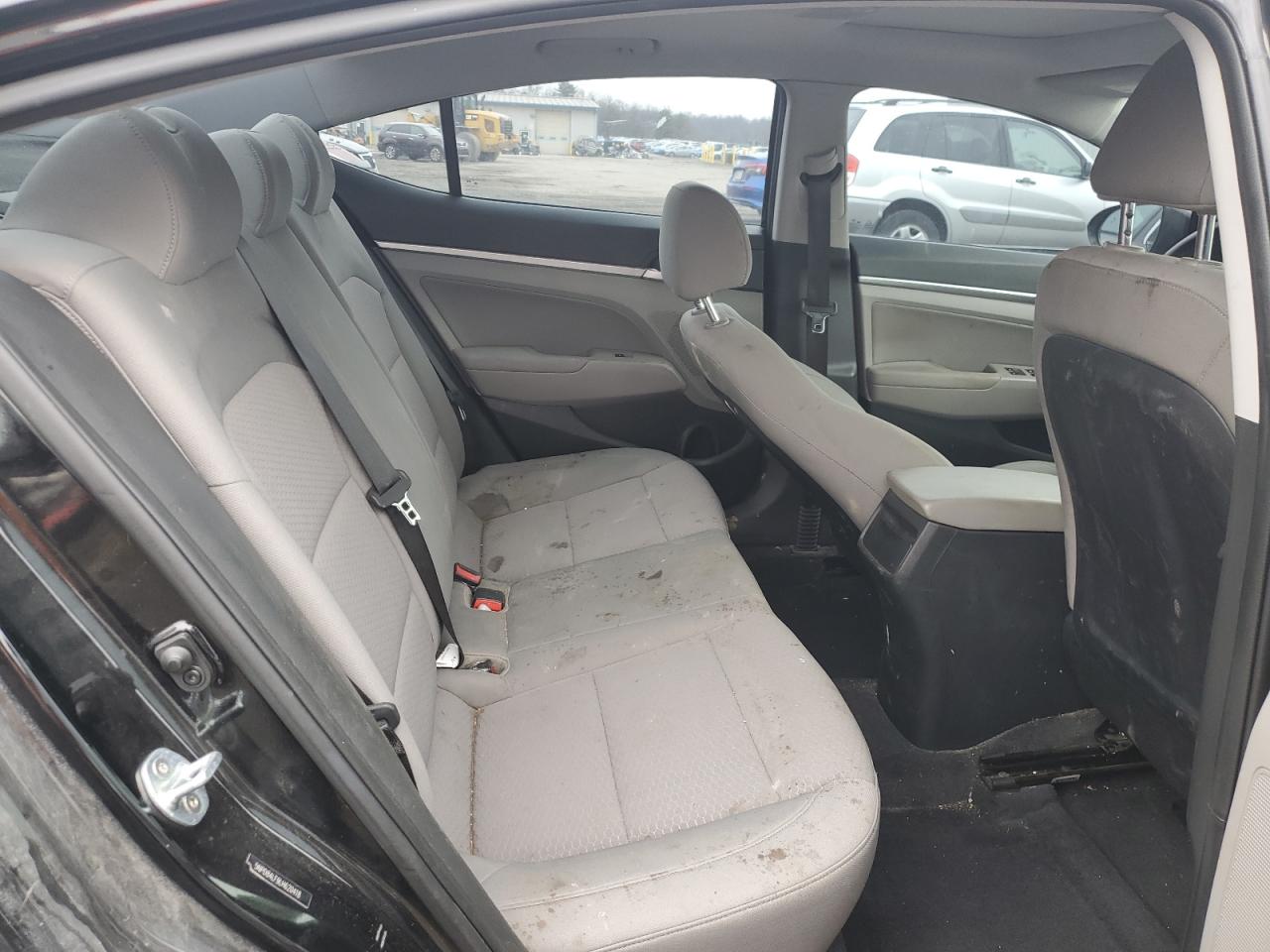 2020 Hyundai Elantra - Image 10