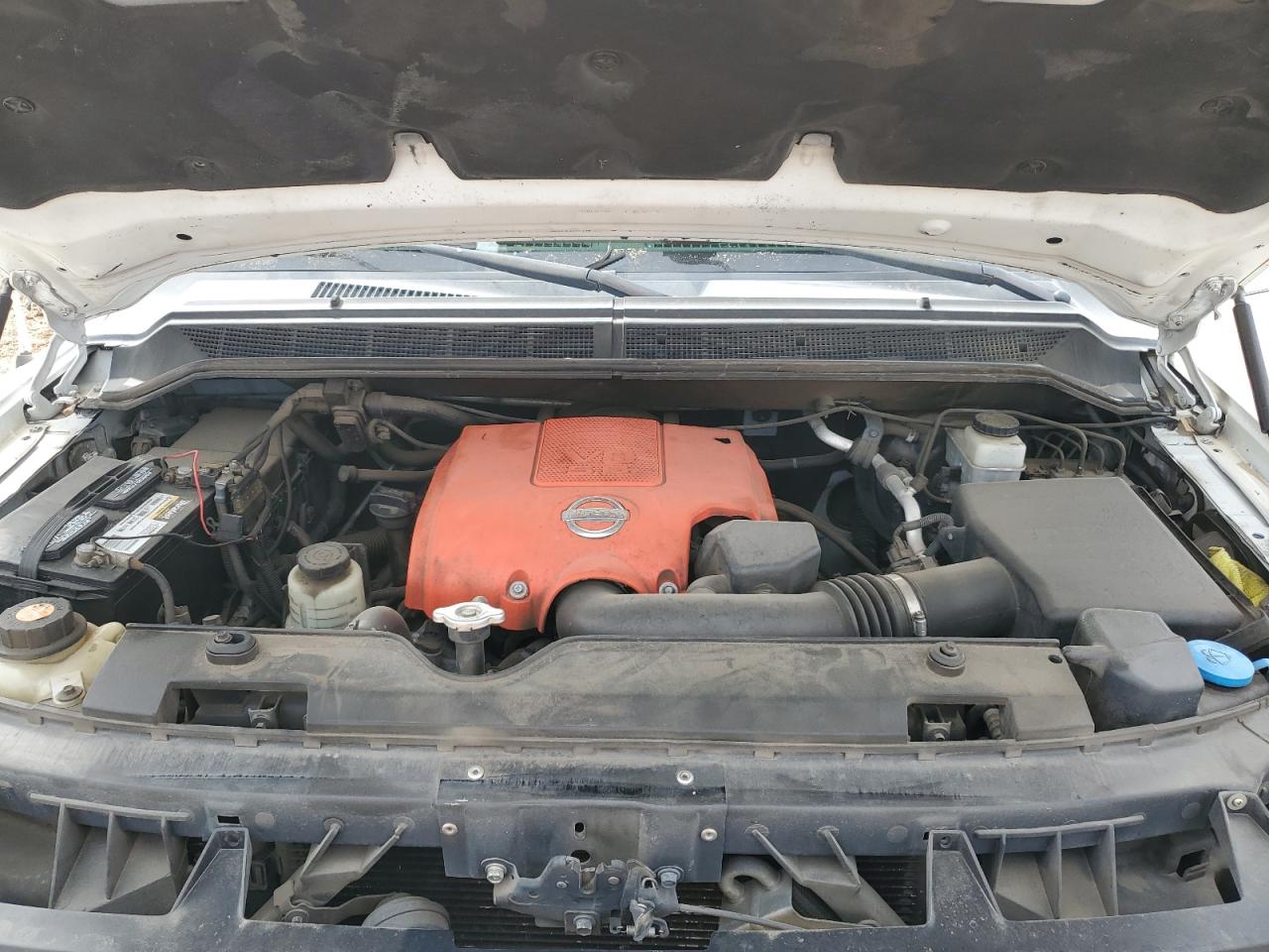 2012 Nissan Titan - Image 12