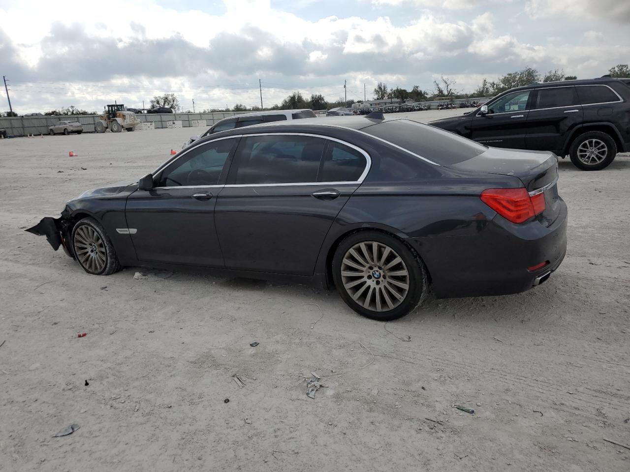 2009 BMW 7er - Image 2