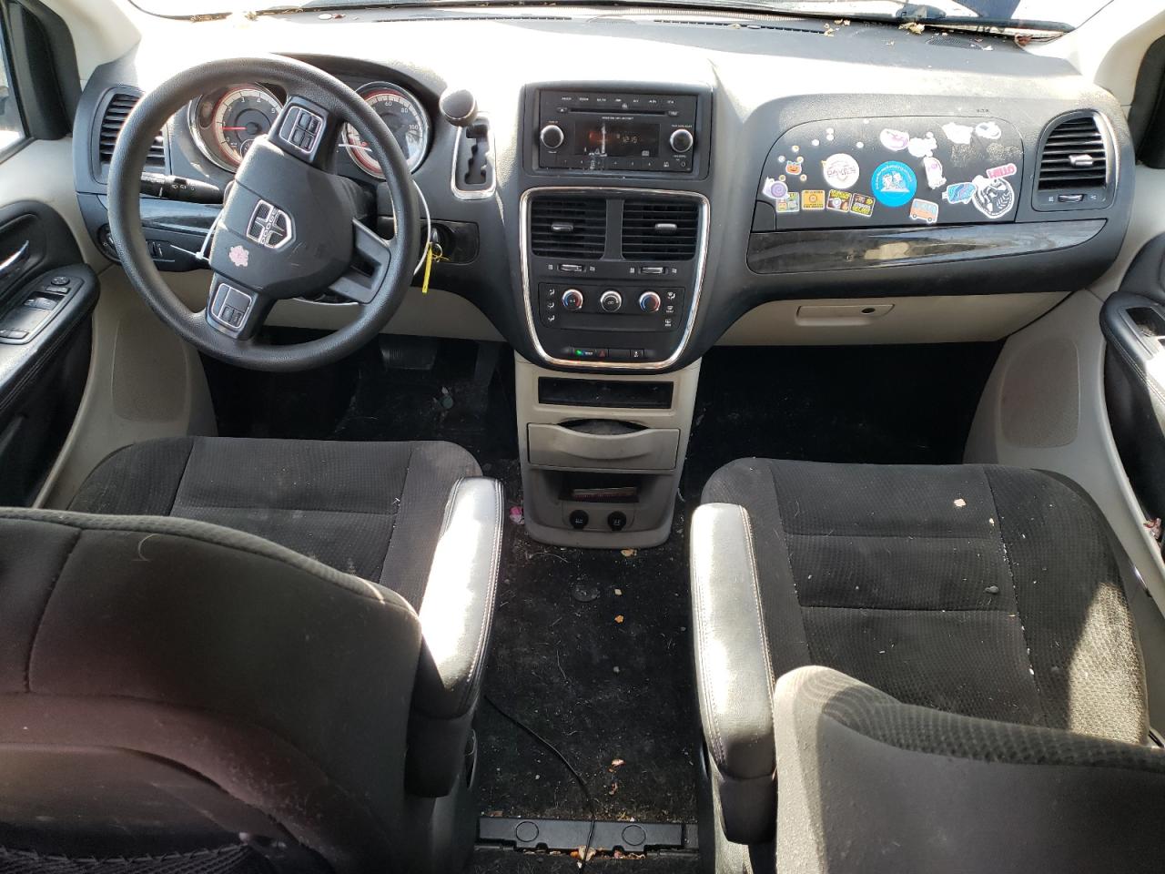 2017 Dodge Caravan - Image 8